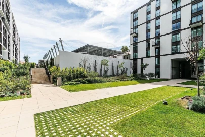 Apartamento T3 para Venda em Benfica