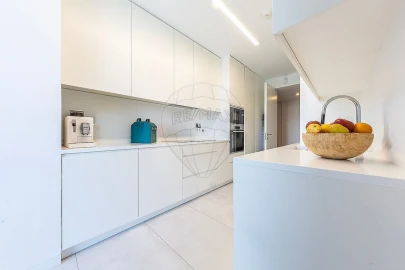 Apartamento T3 para Venda em Benfica