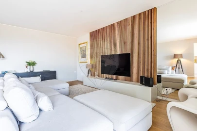 Apartamento T3 para Venda em Benfica