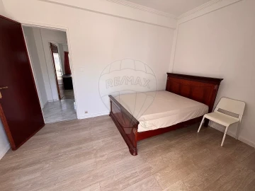Apartamento T3 para Venda em Águas Livres