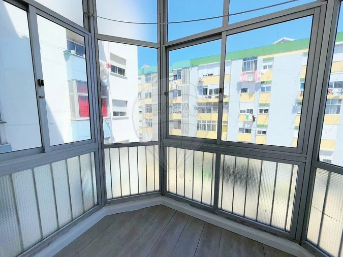 Apartamento T3 para Venda em Águas Livres Foto 20