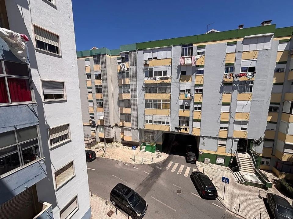 Apartamento T3 para Venda em Águas Livres Foto 21