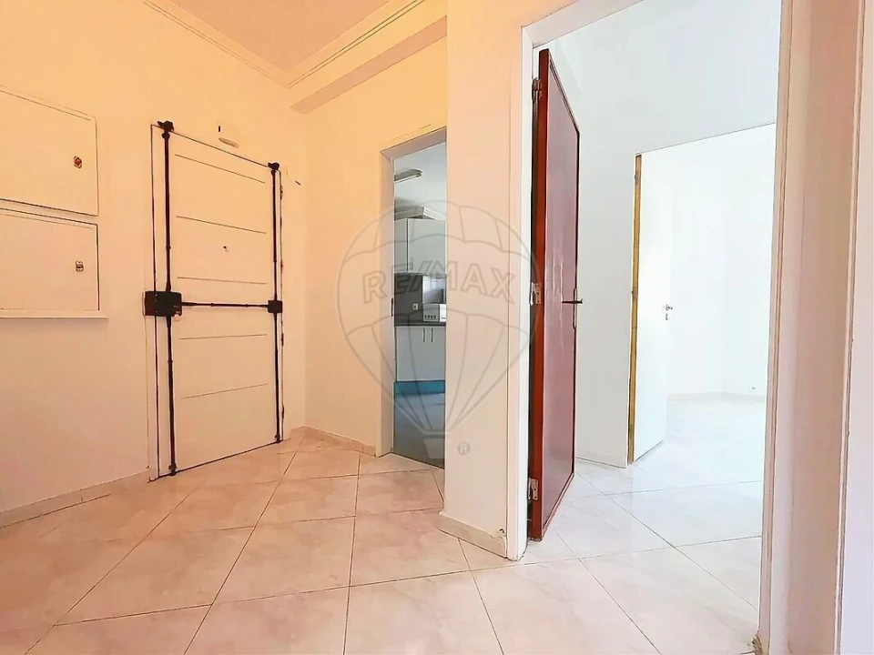Apartamento T3 para Venda em Águas Livres Foto 10