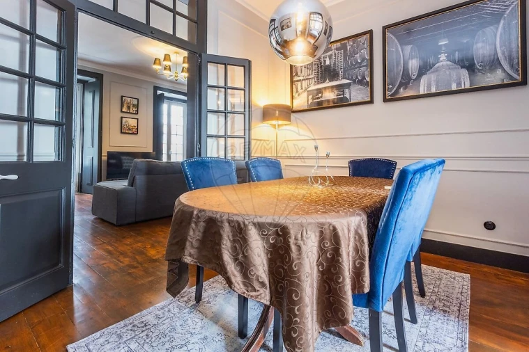 Apartamento T2 para Venda em Santa Maria Maior Foto 6
