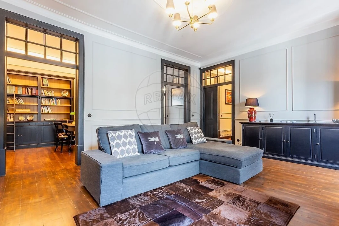 Apartamento T2 para Venda em Santa Maria Maior Foto 2
