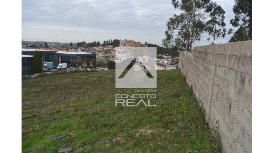 Terreno para Venda em Ermesinde Foto 3