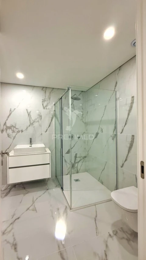 Apartamento T3 para Venda em Azurem
