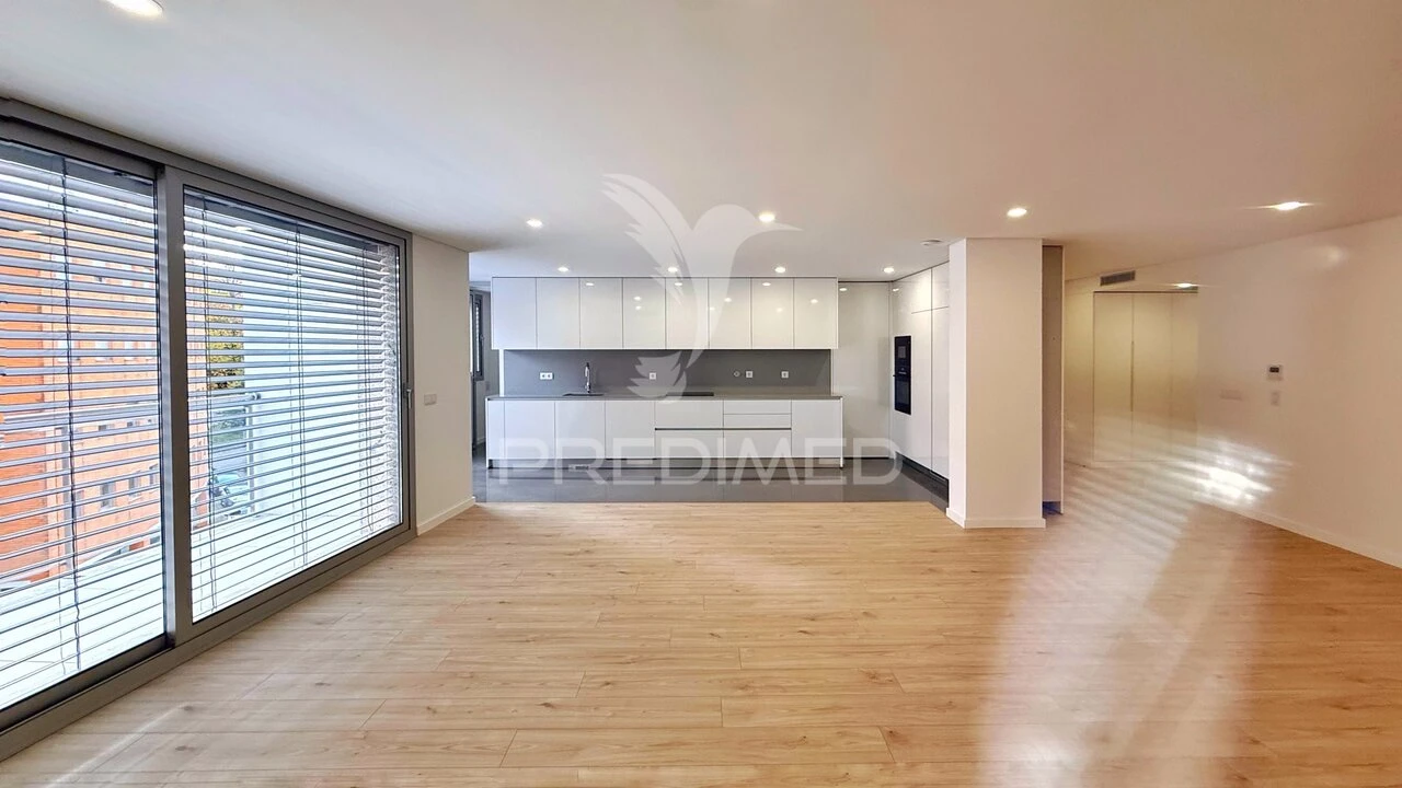 Apartamento T3 para Venda em Azurem Foto 2