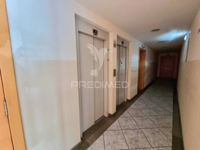 Apartamento T1 para Venda em Portimão Foto 21