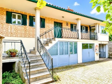Moradia T5 para Venda em Vade