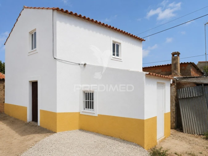 Moradia T1 para Venda em Madalena e Beselga Foto 8