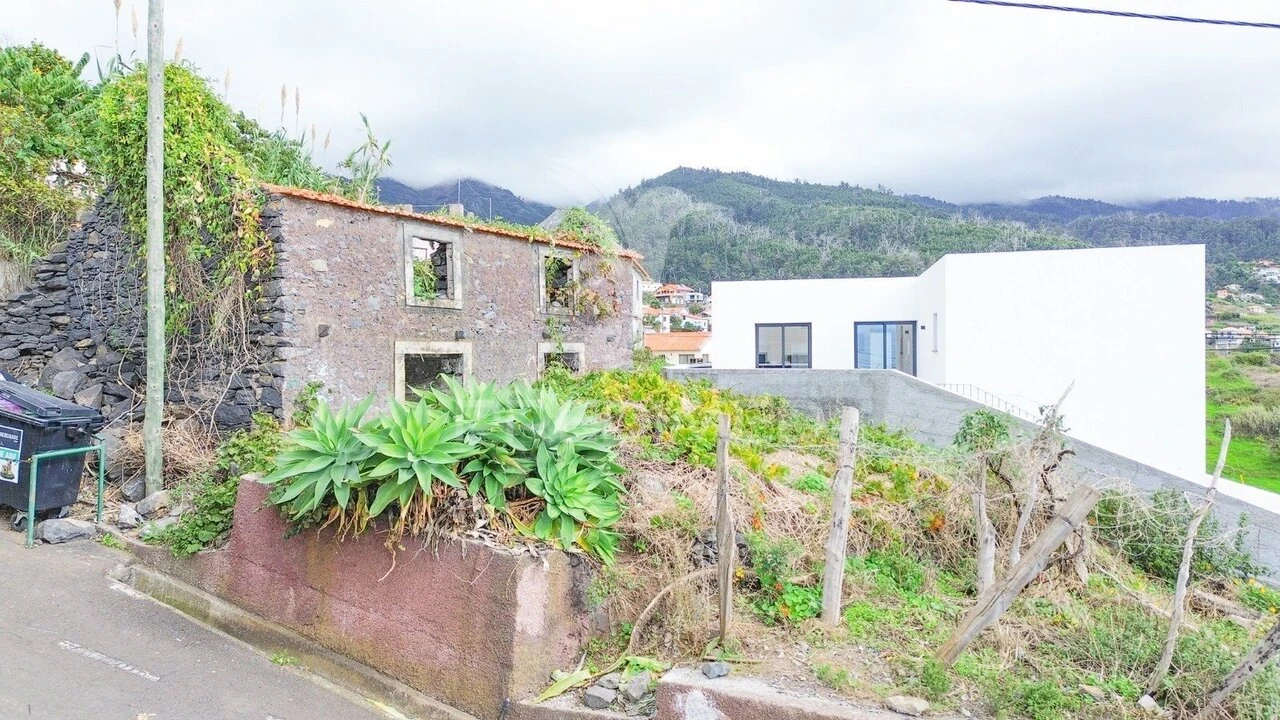 Moradia T3 para Venda em Estreito da Calheta Foto 7