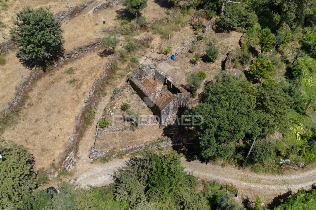 Moradia T1 para Venda em Cibões e Brufe Foto 14