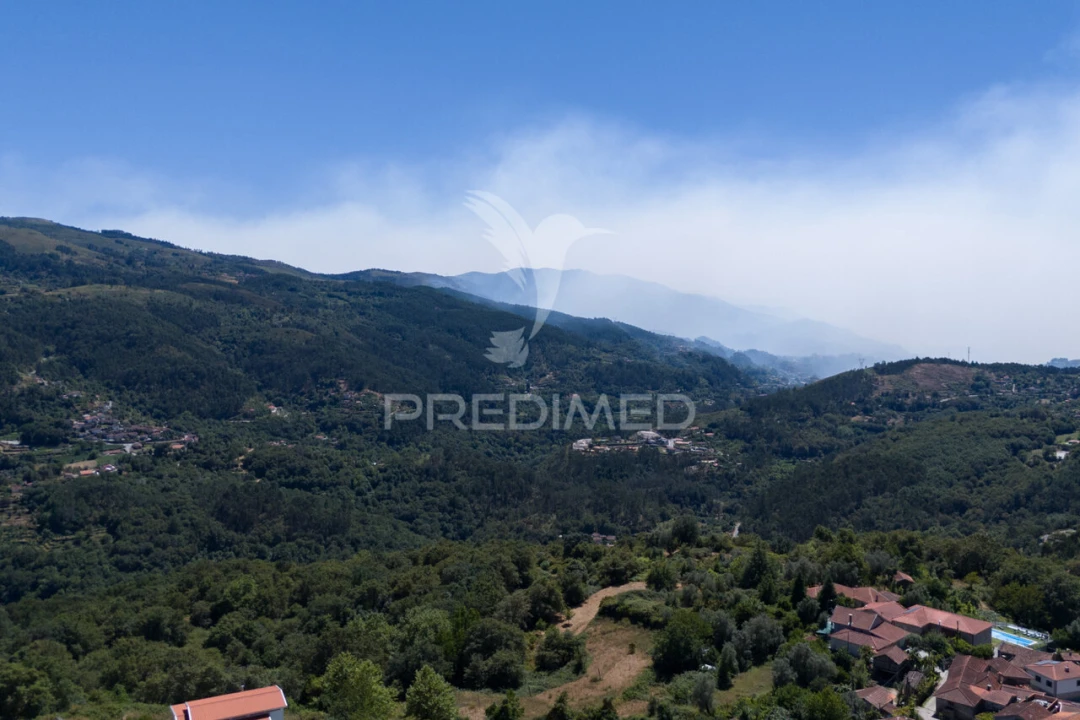 Moradia T1 para Venda em Cibões e Brufe Foto 9