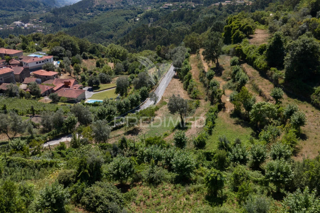 Moradia T1 para Venda em Cibões e Brufe Foto 26