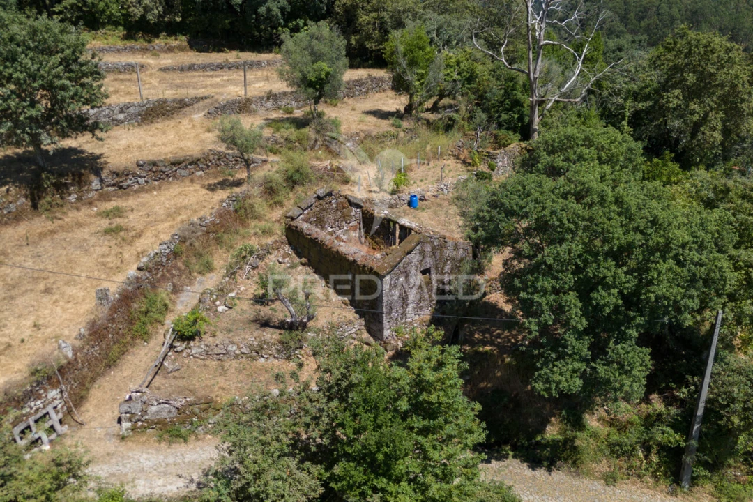 Moradia T1 para Venda em Cibões e Brufe Foto 12