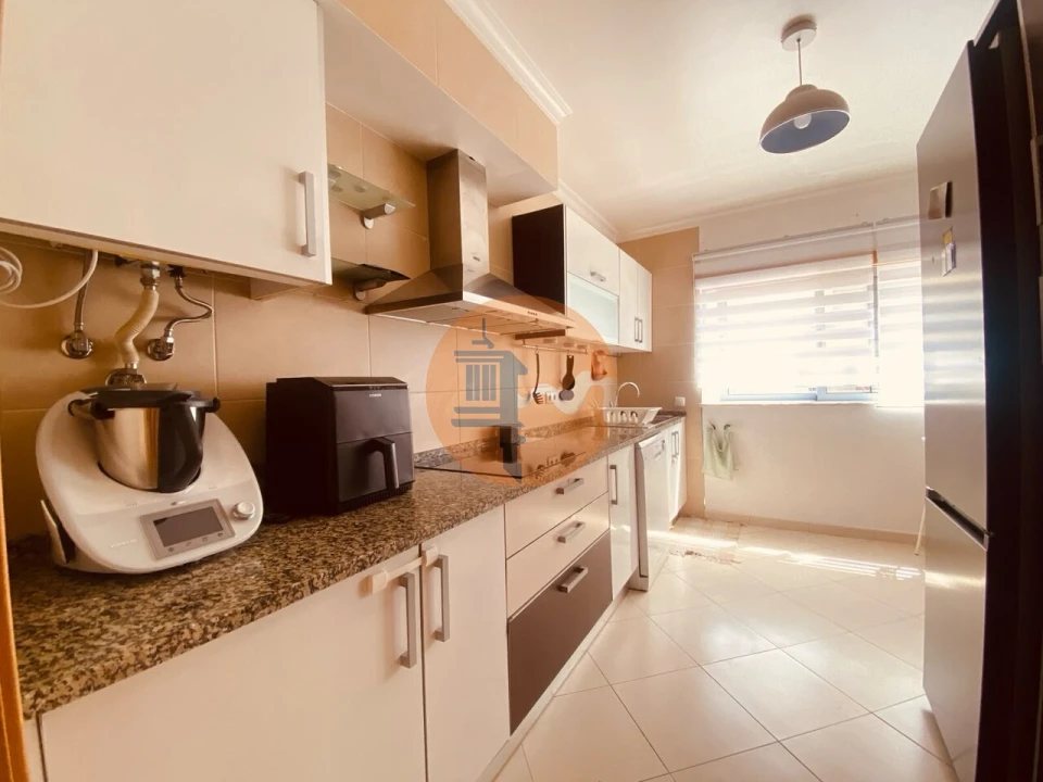 Apartamento T2 para Venda em Pechão Foto 1