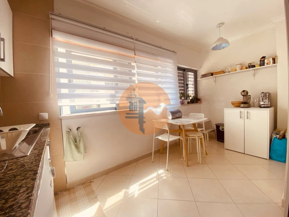 Apartamento T2 para Venda em Pechão Foto 4