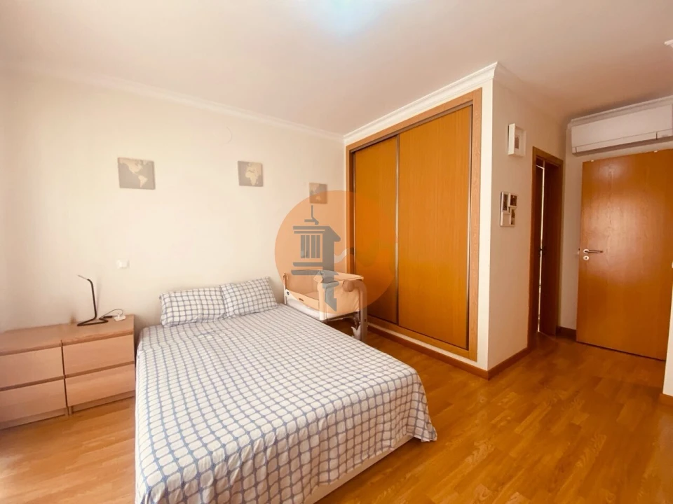 Apartamento T2 para Venda em Pechão Foto 11