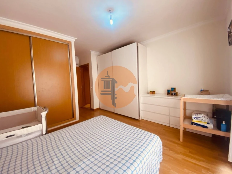 Apartamento T2 para Venda em Pechão Foto 12
