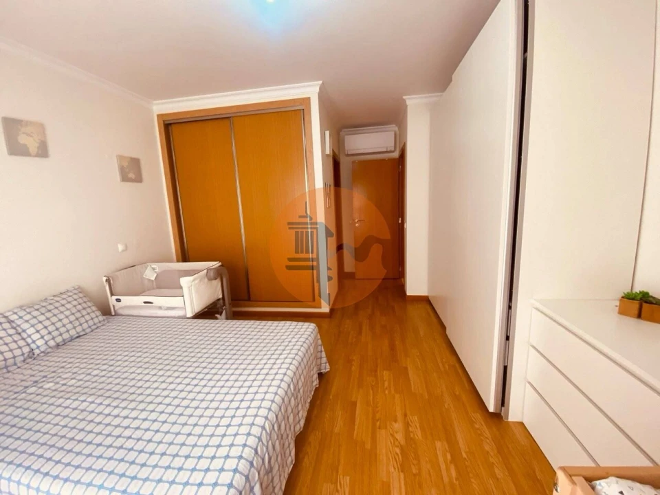 Apartamento T2 para Venda em Pechão Foto 13