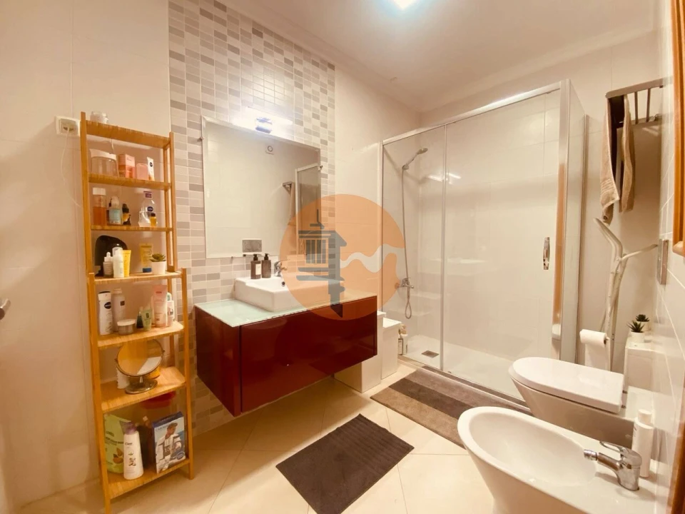 Apartamento T2 para Venda em Pechão Foto 14