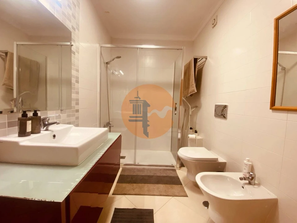 Apartamento T2 para Venda em Pechão Foto 15