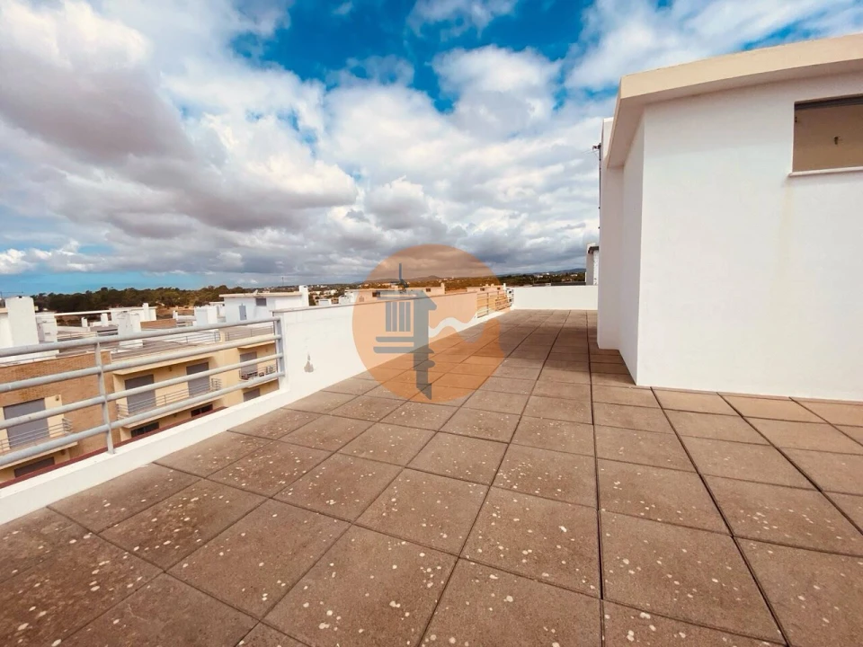 Apartamento T2 para Venda em Pechão Foto 19