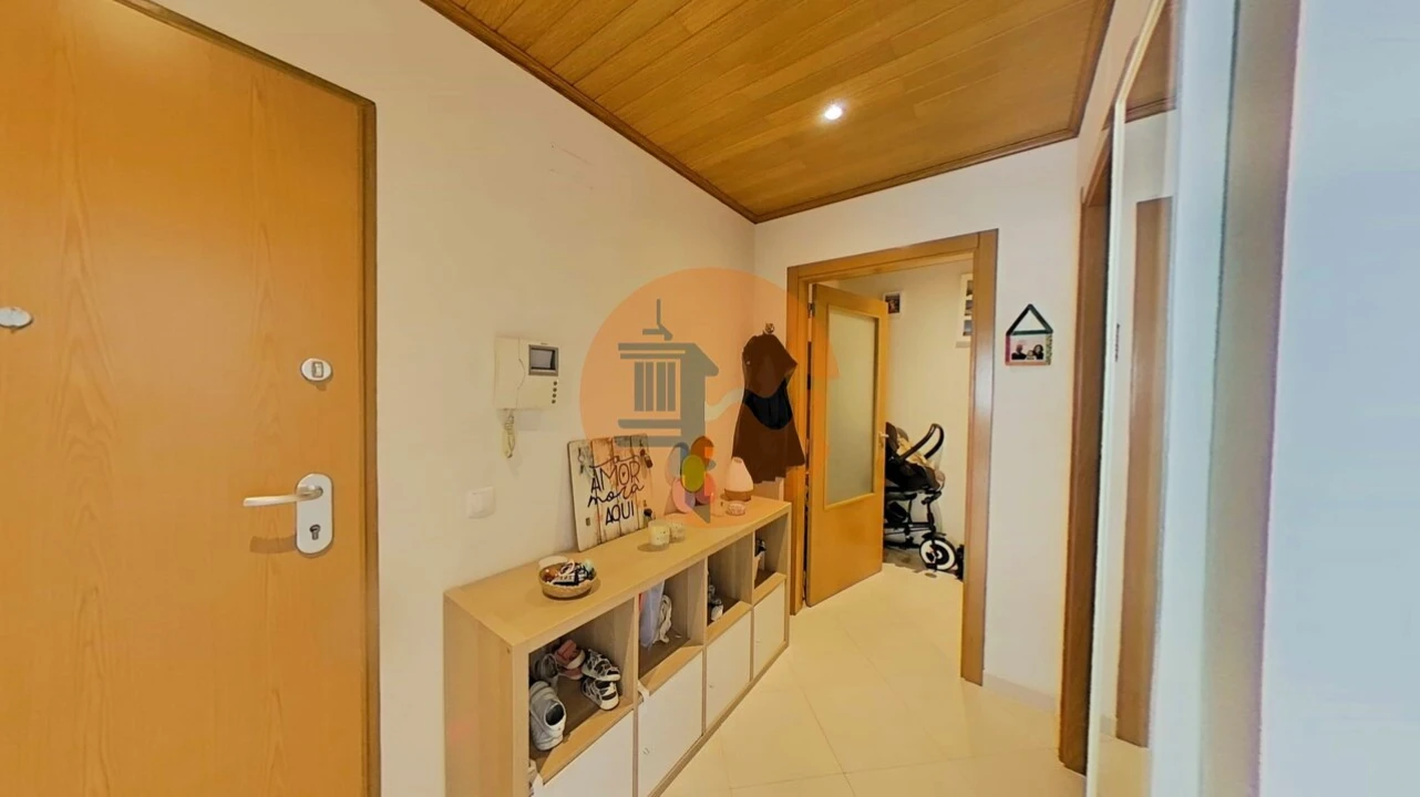 Apartamento T2 para Venda em Pechão Foto 9