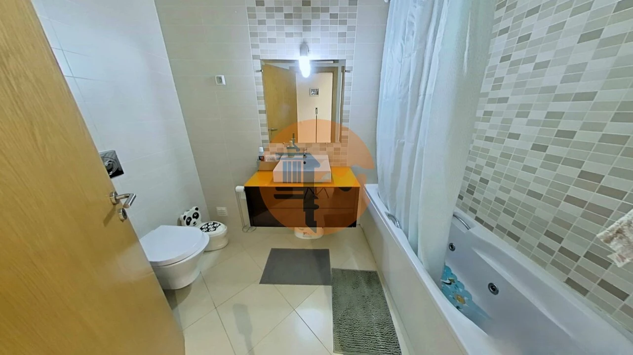 Apartamento T2 para Venda em Pechão Foto 27