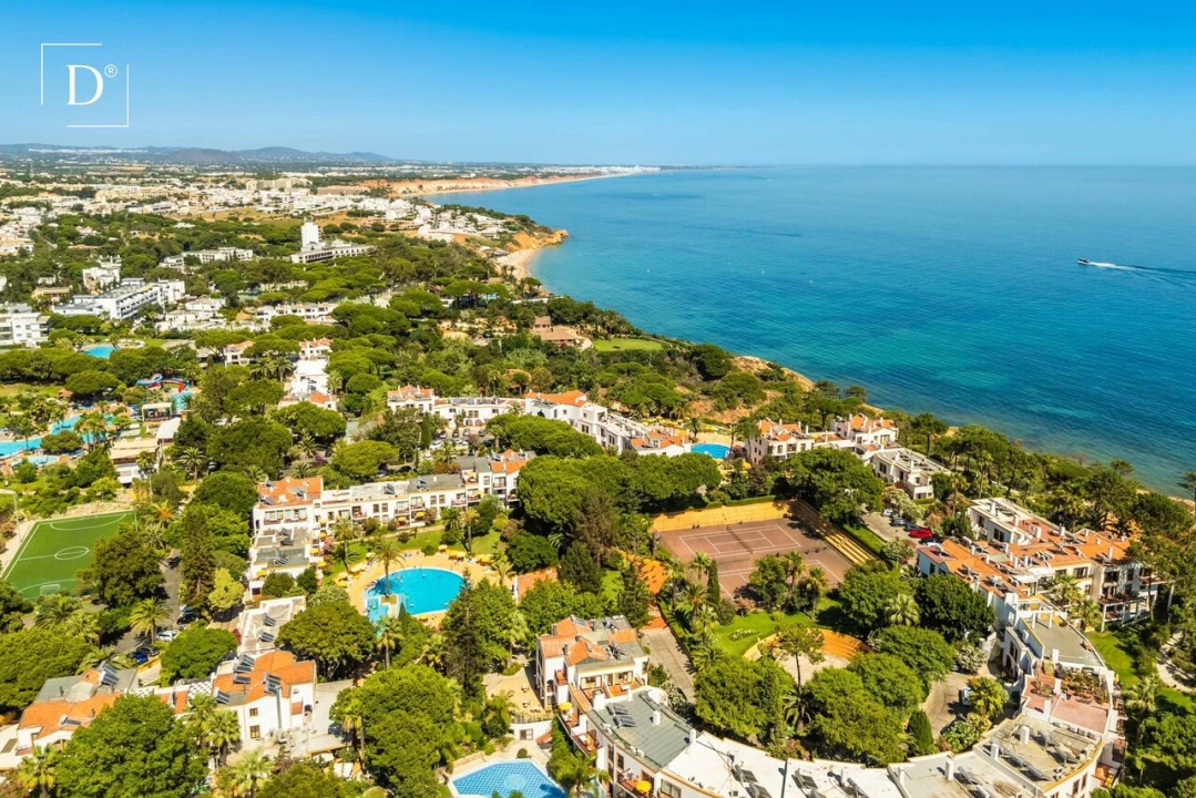 Moradia T3 para Venda em Albufeira e Olhos de Água Foto 37