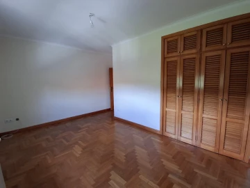 Moradia T0 para Venda em Canedo, Vale e Vila Maior