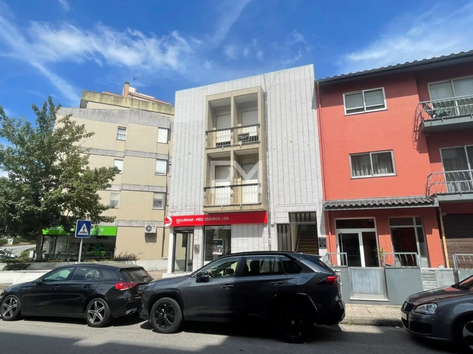 Apartamento T3 para Venda em Valongo Foto 22