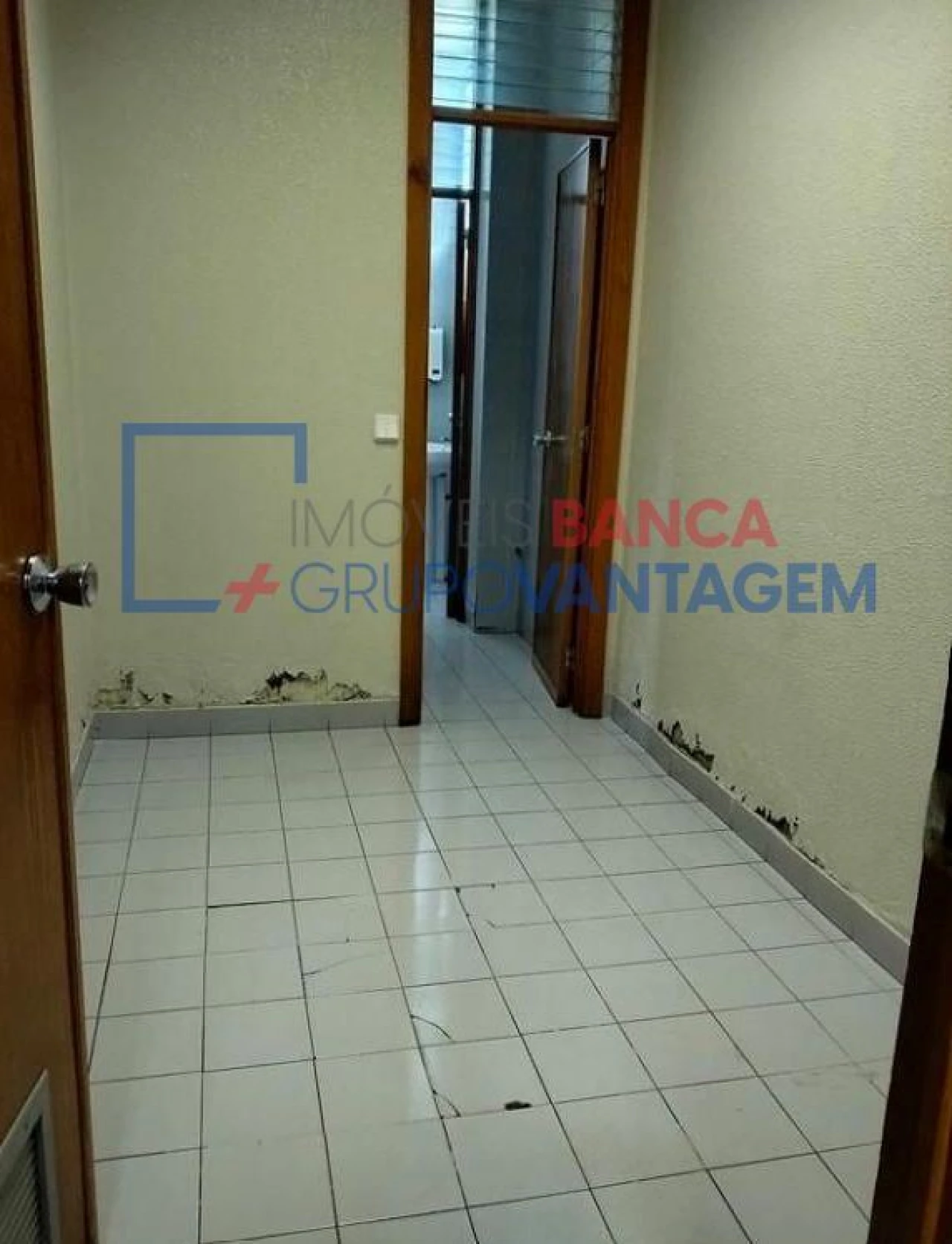 Prédio para Venda em Carrazeda de Ansiães Foto 10
