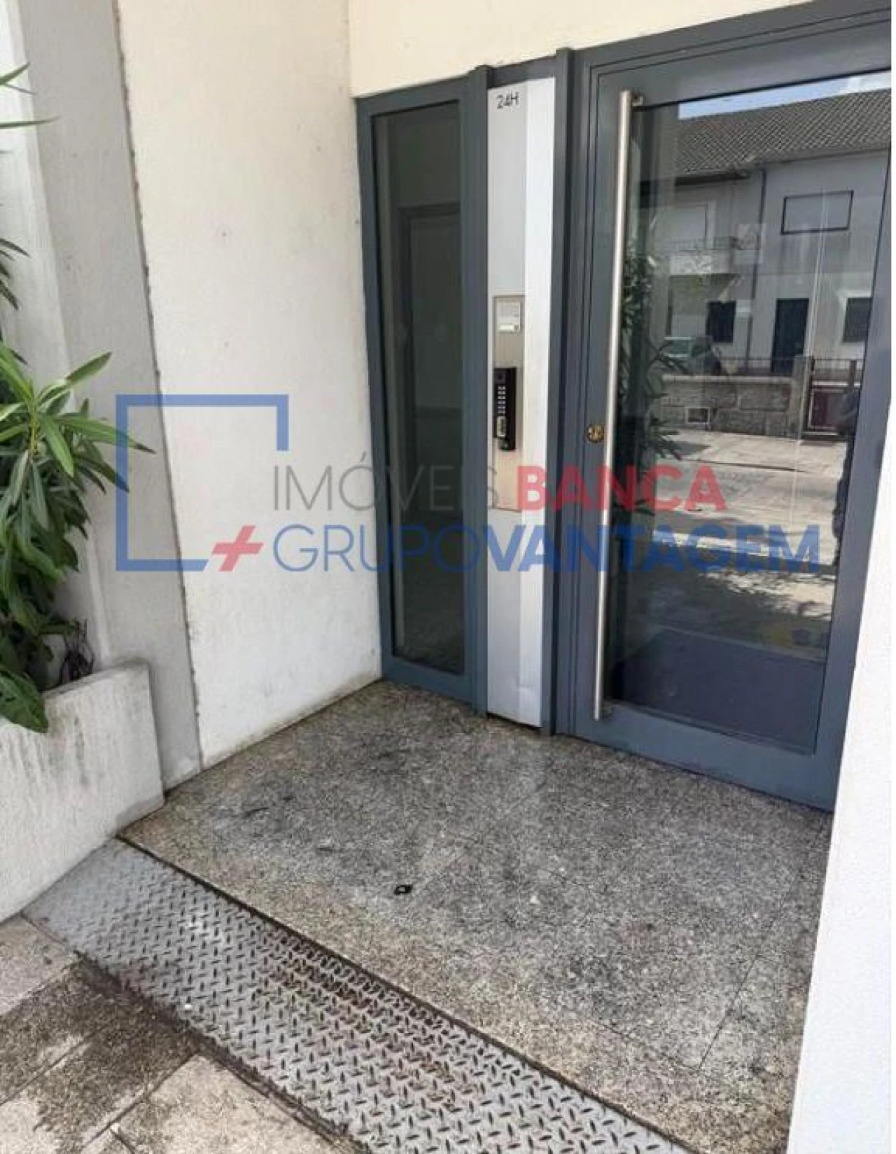 Prédio para Venda em Carrazeda de Ansiães Foto 18