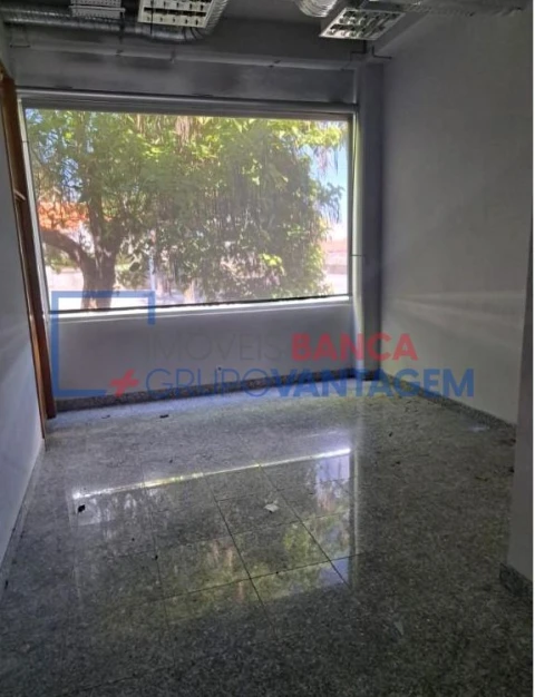 Prédio para Venda em Carrazeda de Ansiães