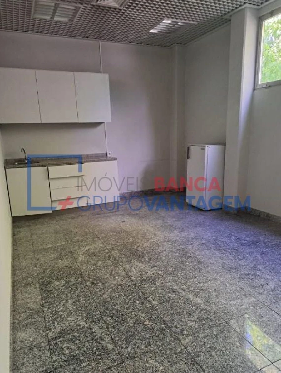 Prédio para Venda em Carrazeda de Ansiães Foto 5