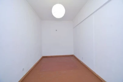 Apartamento T0 para Venda em Almada, Cova da Piedade, Pragal e Cacilhas