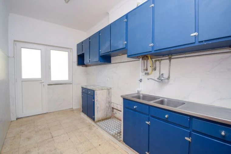 Apartamento T0 para Venda em Almada, Cova da Piedade, Pragal e Cacilhas Foto 8