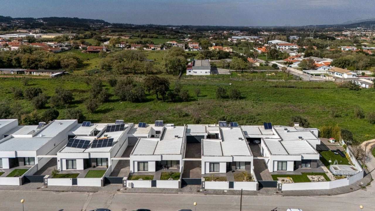 Moradia T3 para Venda em Benedita Foto 24