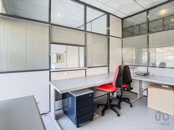 Escritório para Venda em Marinha Grande Foto 11