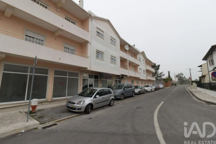 Escritório para Venda em Marinha Grande Foto 21