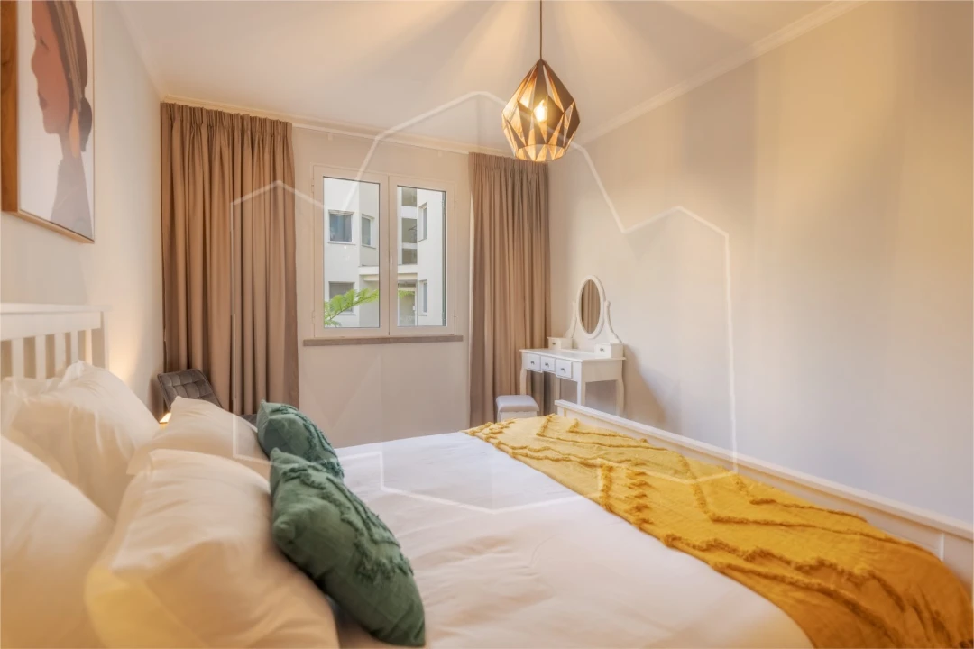 Apartamento T2 para Venda em São Martinho Foto 11