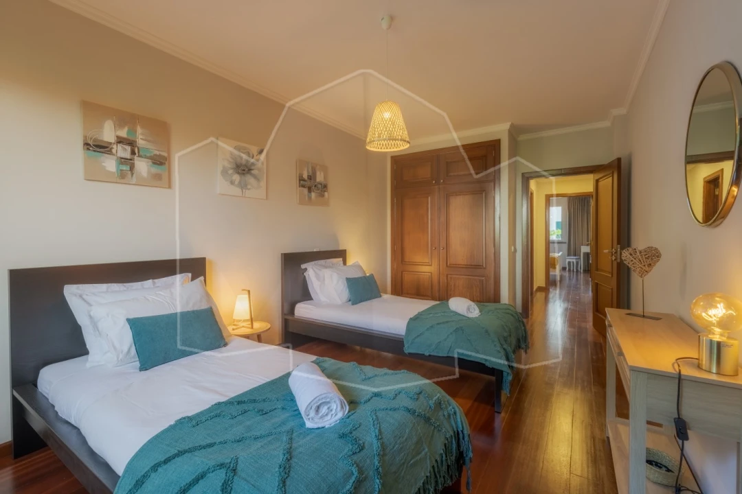 Apartamento T2 para Venda em São Martinho Foto 13
