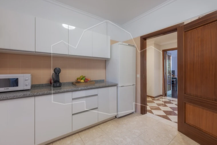 Apartamento T2 para Venda em São Martinho Foto 8