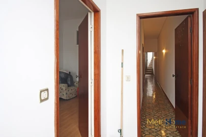 Moradia T1 para Venda em Campanhã