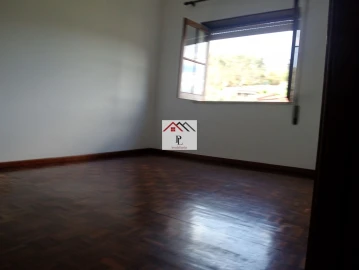 Moradia T3 para Venda em Almalagues
