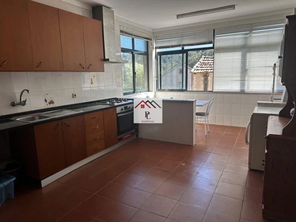 Moradia T3 para Venda em Almalagues Foto 1