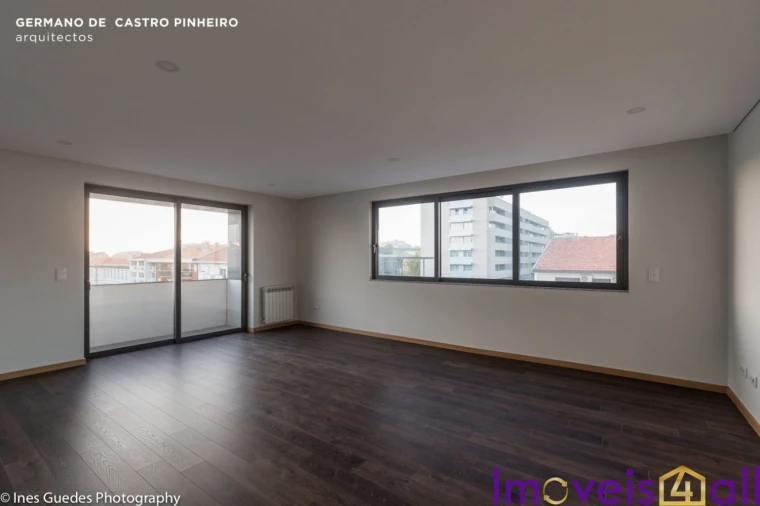 Apartamento T3 para Venda em Ramalde Foto 2