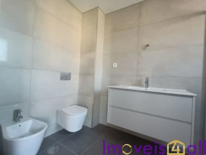 Apartamento T3 para Venda em Ramalde Foto 7